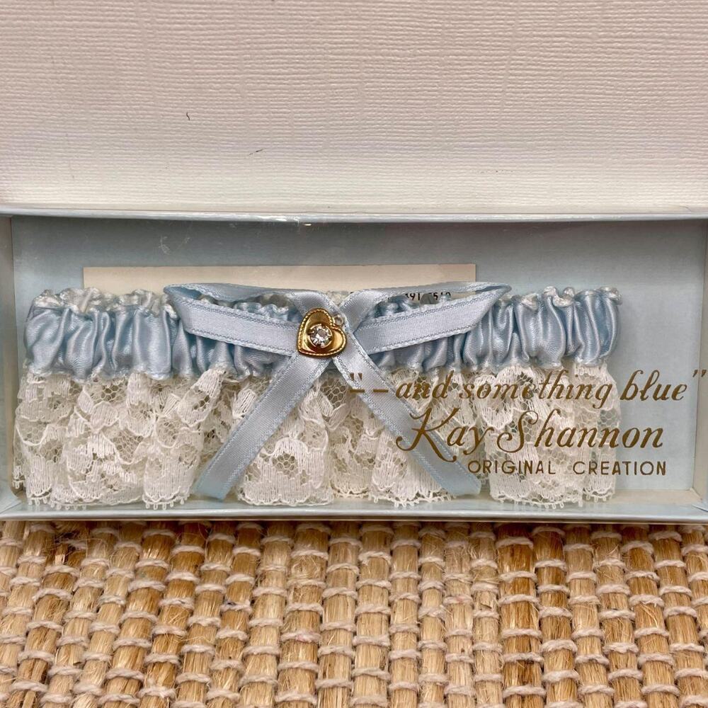 Vintage 80s 90s garter kay